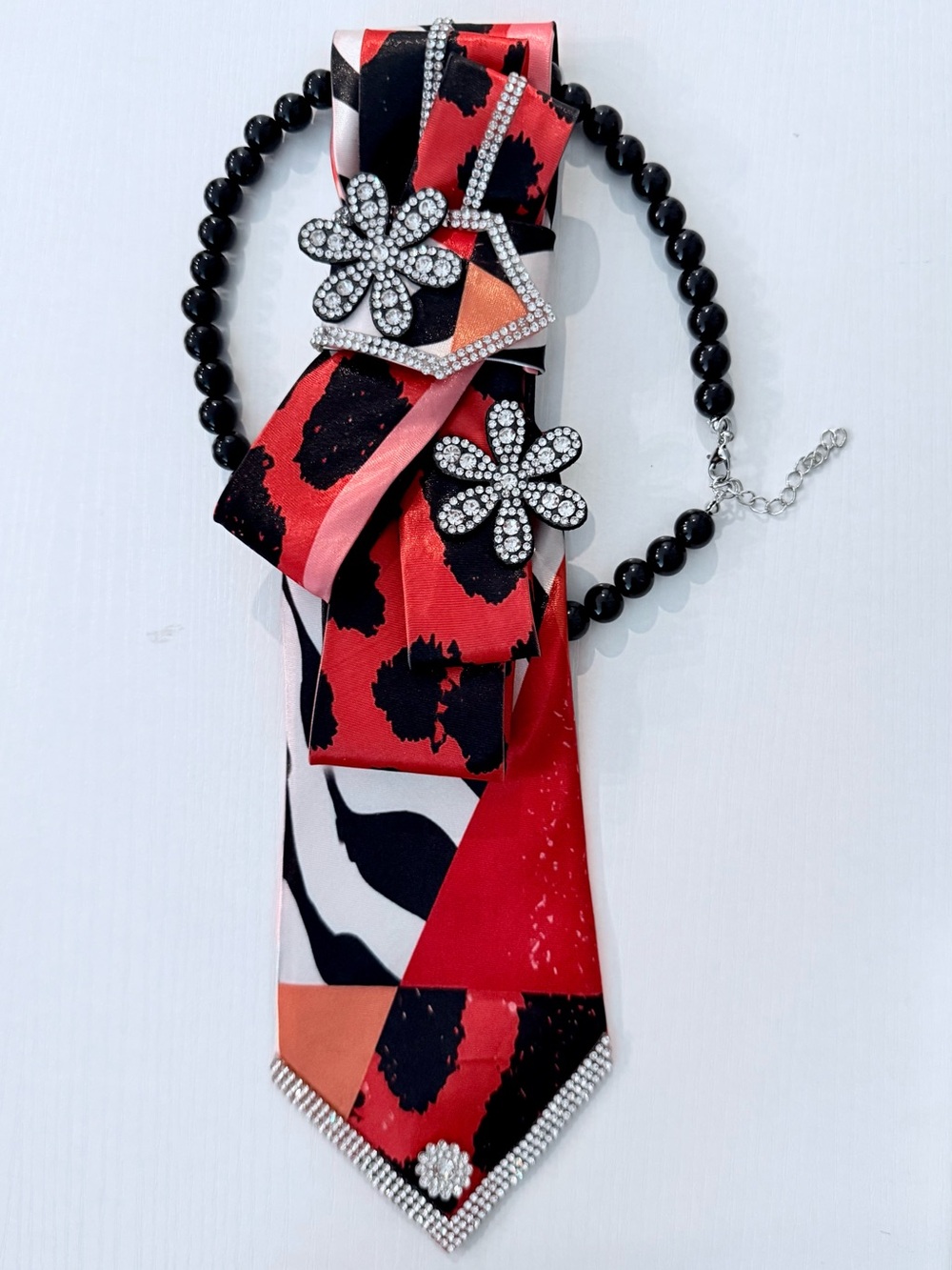 Red, Black, White Abstract TIE NECKLACE w Crystal Flower Accents
